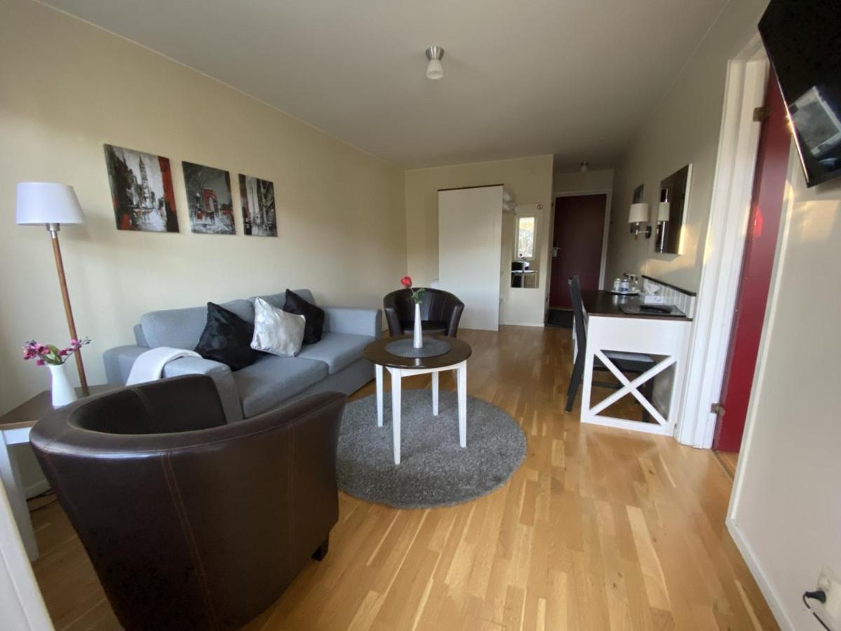 Nordby Hotell Lervik Extérieur photo