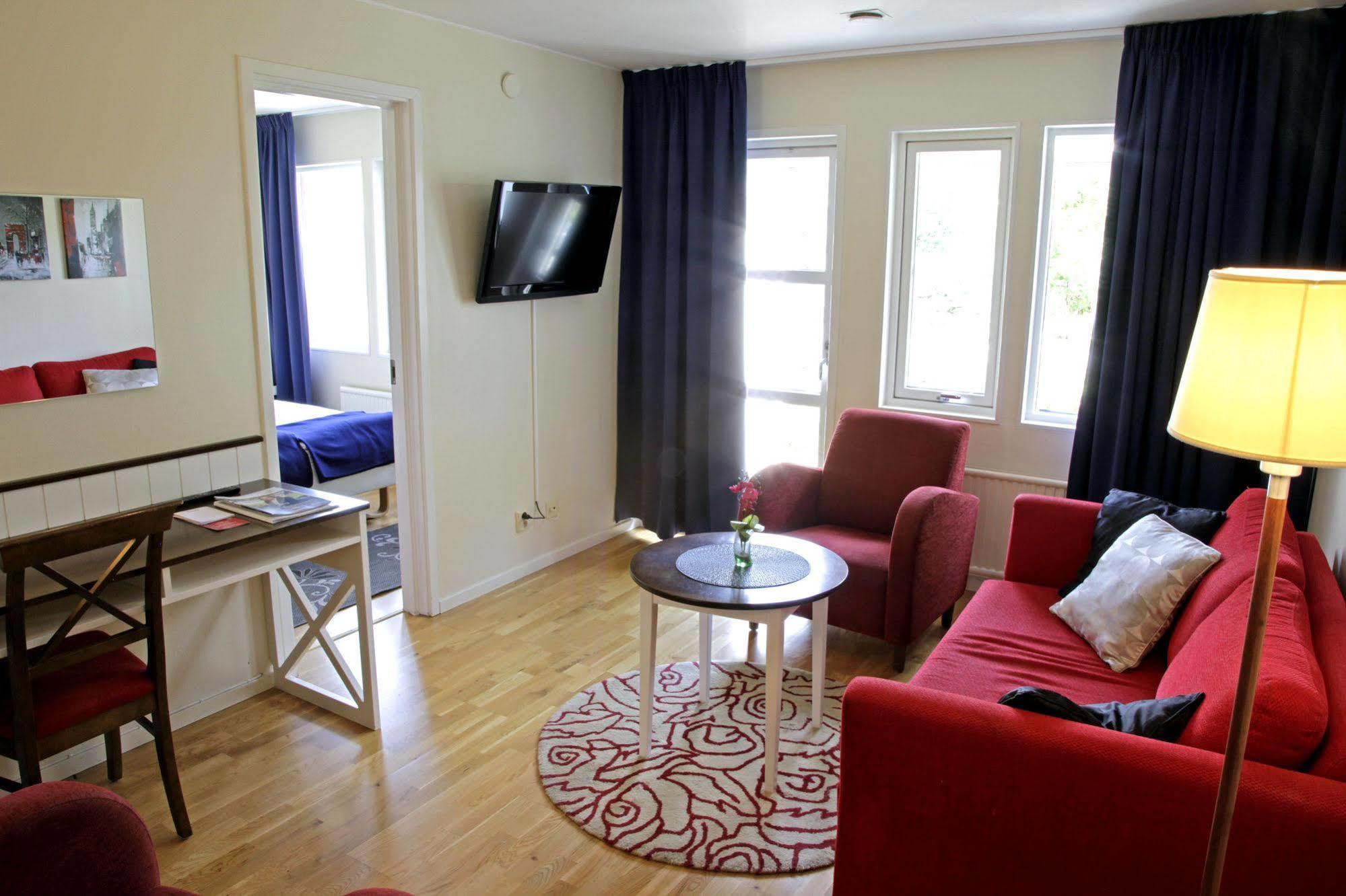 Nordby Hotell Lervik Extérieur photo
