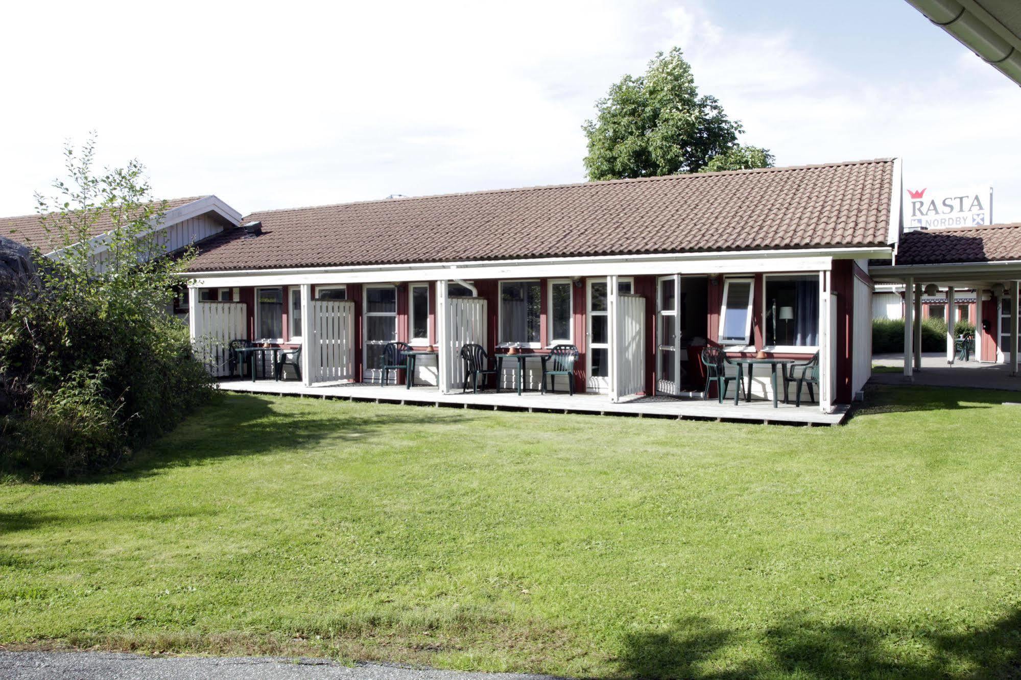 Nordby Hotell Lervik Extérieur photo